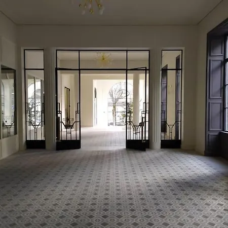 Grand T2 De Charme, Confort 3*, Face Aux Thermes. Apartment *